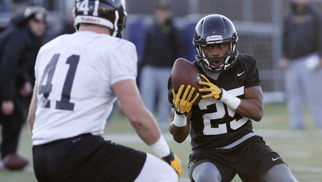 Iowa running back Akrum Wadley (25) will likely be deployed more in a pass-catching role, and possibly in short yardage.