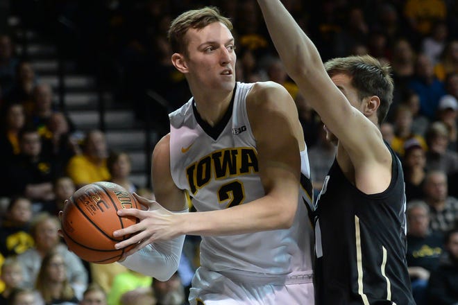 Iowa's Jack Nunge averaged 5.7 points and 2.8 rebounds in roughly 16 minutes per game as a freshman last season.