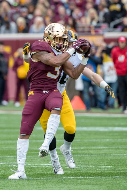 Oct 6, 2018; Minneapolis, MN, USA; Minnesota Golden Gophers wide receiver Chris Autman-Bell (3) catches a pass in the first half against the Iowa Hawkeyes at TCF Bank Stadium. Mandatory Credit: Jesse Johnson-USA TODAY Sports