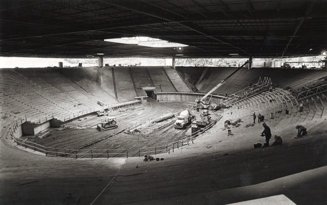 An Aug. 5, 1982, photo shows construction, at Carver-Hawkeye Arena in Iowa City, Iowa.