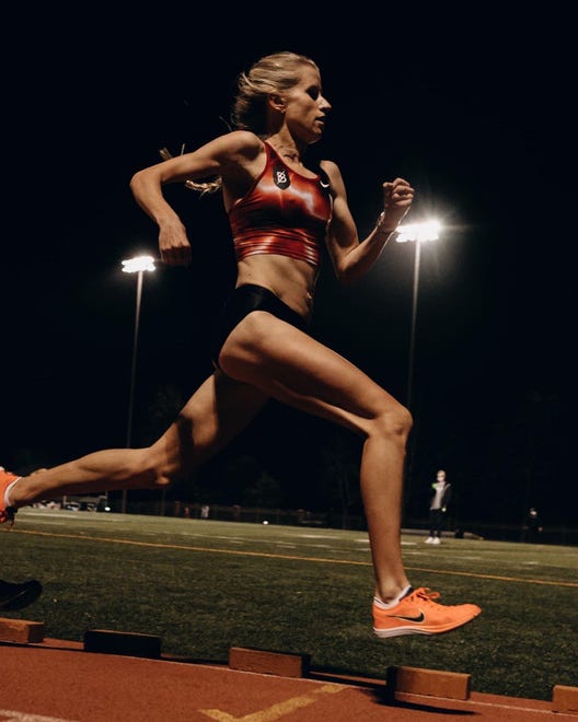 Karissa Schweizer, running during a 10-kilometer race called The Ten in San Juan Capistrano, Calif., on Saturday night.