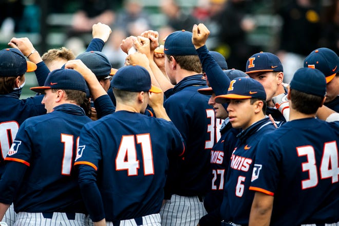 Illinois Fighting Illini players huddle up before a NCAA Big Ten Conference baseball game against Iowa, Friday, May 14, 2021, at Duane Banks Field in Iowa City, Iowa.
