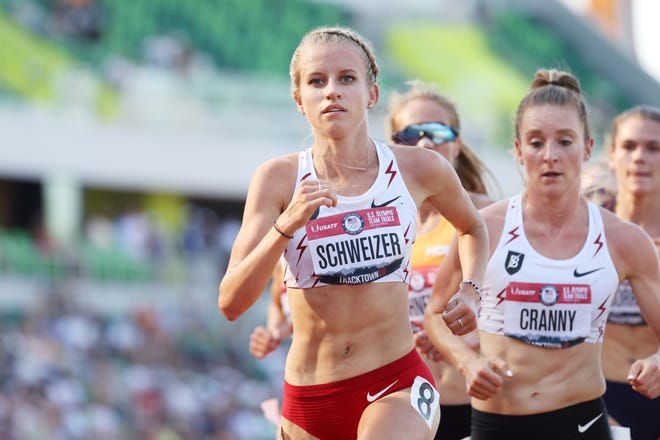 Former Missouri star Karissa Schweizer, front, competes in the women's 5,000-meter final during the 2020 U.S. Olympic Track & Field Team Trials at Hayward Field in Eugene, Oregon.