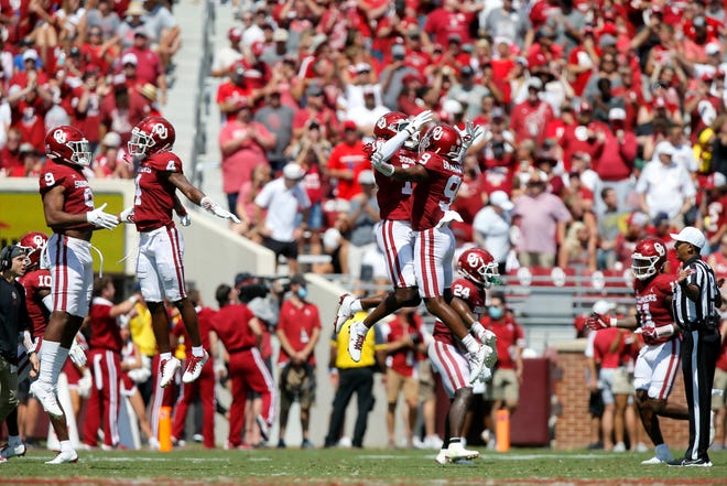 Oklahoma players celebrate after Nebraska missed a field goal attempt during a college football game between the University of Oklahoma Sooners (OU) and the Nebraska Cornhuskers at Gaylord Family-Oklahoma Memorial Stadium in Norman, Okla., Saturday, Sept. 18, 2021. Oklahoma won 23-16.
