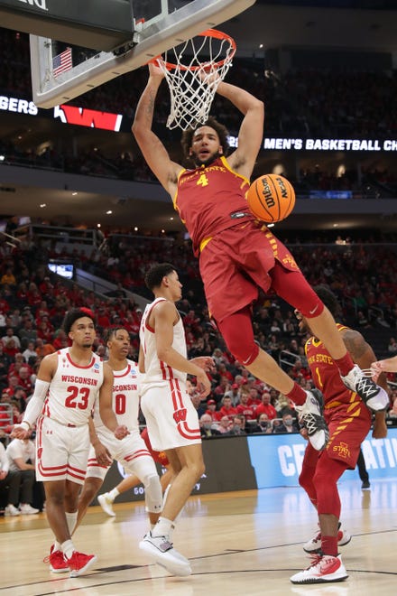 Iowa State forward George Conditt IV (4) dunks the ball  during the first half in their second round game of the 2022 NCAA Men's Basketball Tournament against Wisconsin Sunday, March 20, 2022 at Fiserv Forum in Milwaukee, Wis.

Mjs Uwmen21 5 Jpg Ncaa21