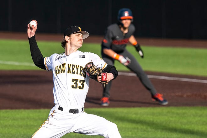 Adam Mazur improved to 7-2 for the season with his latest Big Ten gem.