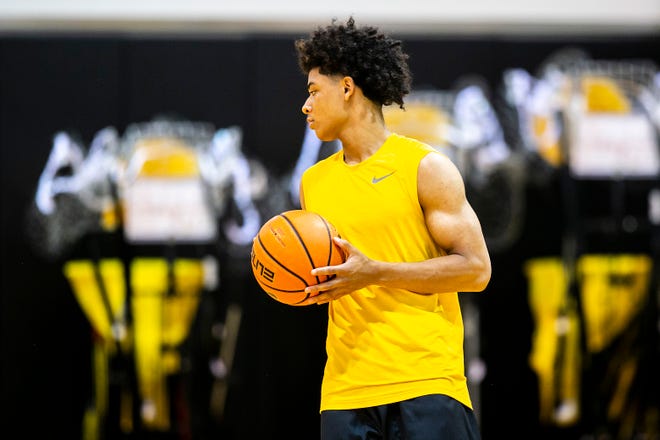 Iowa's Amarion Nimmers warms up before a NCAA men's basketball summer practice, Wednesday, June 15, 2022, at Carver-Hawkeye Arena in Iowa City, Iowa.