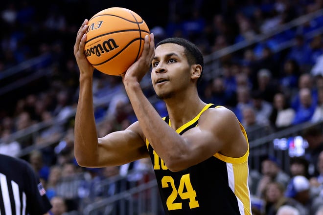 Iowa forward Kris Murray shoots against Seton Hall during the first half of an NCAA college basketball game, Wednesday, Nov. 16, 2022, at the Prudential Center in Newark, N.J.
