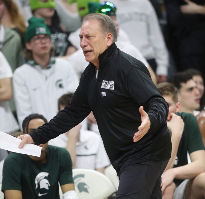 Michigan State coach Tom Izzo on the bench during MSU's 63-61 win on Thursday, Jan. 26, 2023, at Breslin Center.
